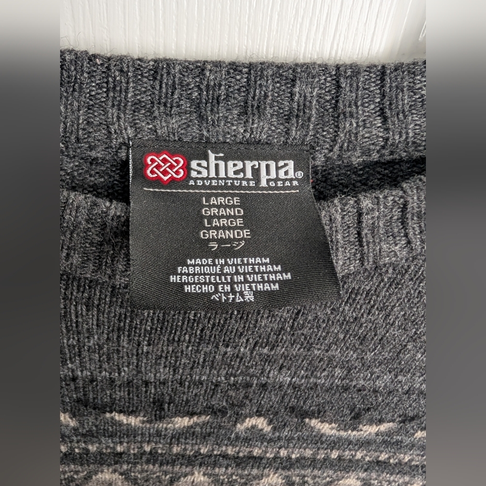 Gray Patterned Men's Sherpa Sweater - Picture 2 of 5